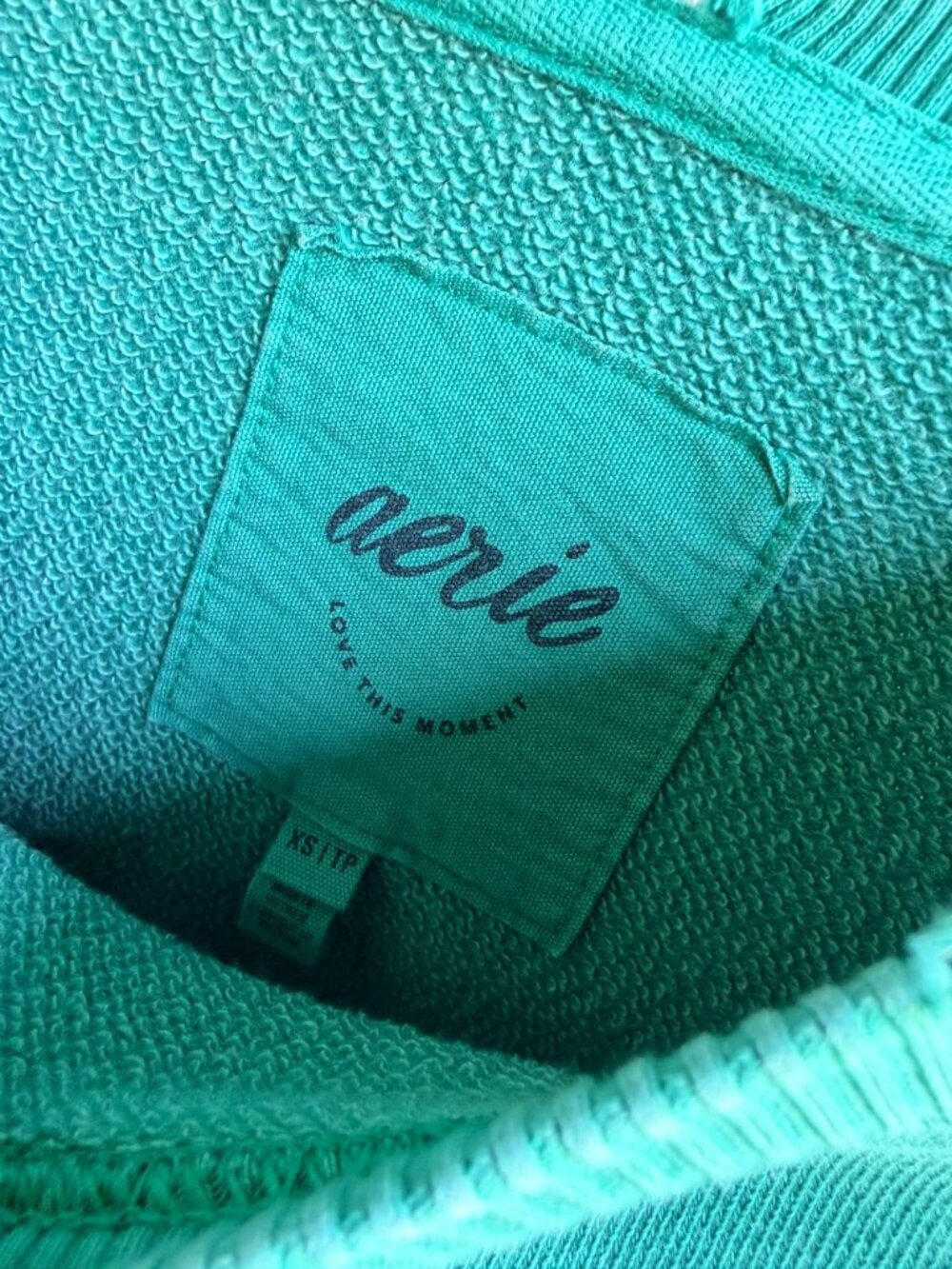Aerie Long Sleeve Crew Neck "Some personal space" Green Sweatshirt Size XS. - Picture 3 of 8